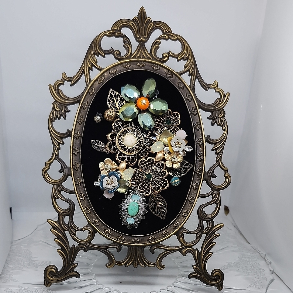 Vintage Style Ornate Gold Frame with Floral Jewerly Art